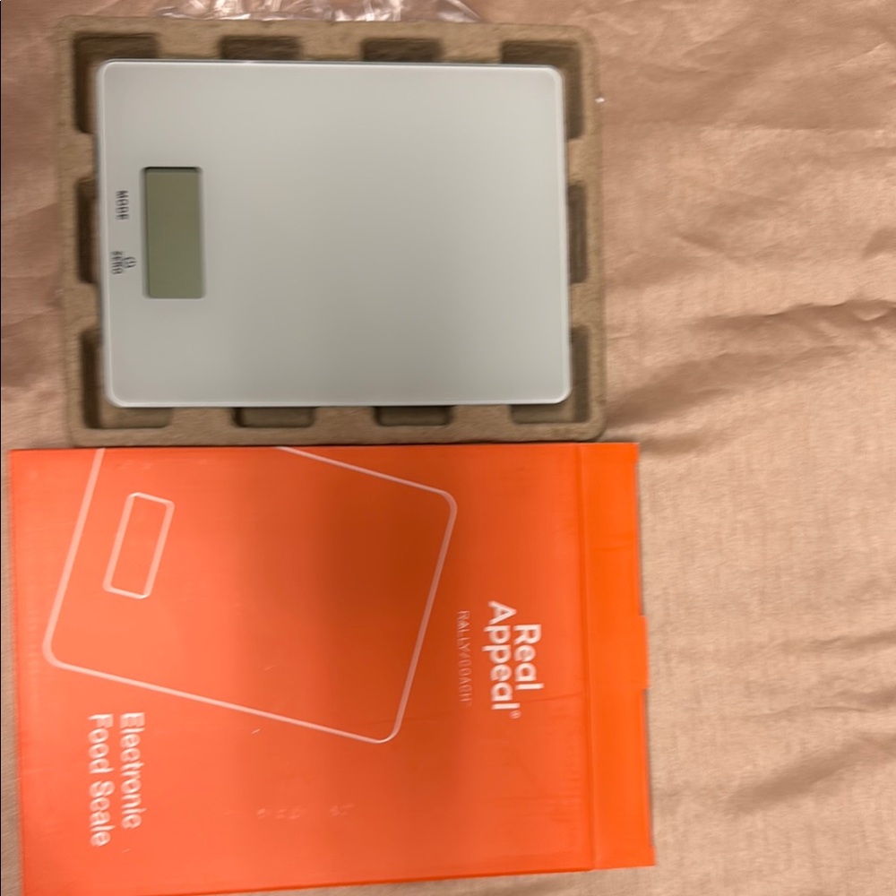 Digital Kitchen Scale - White